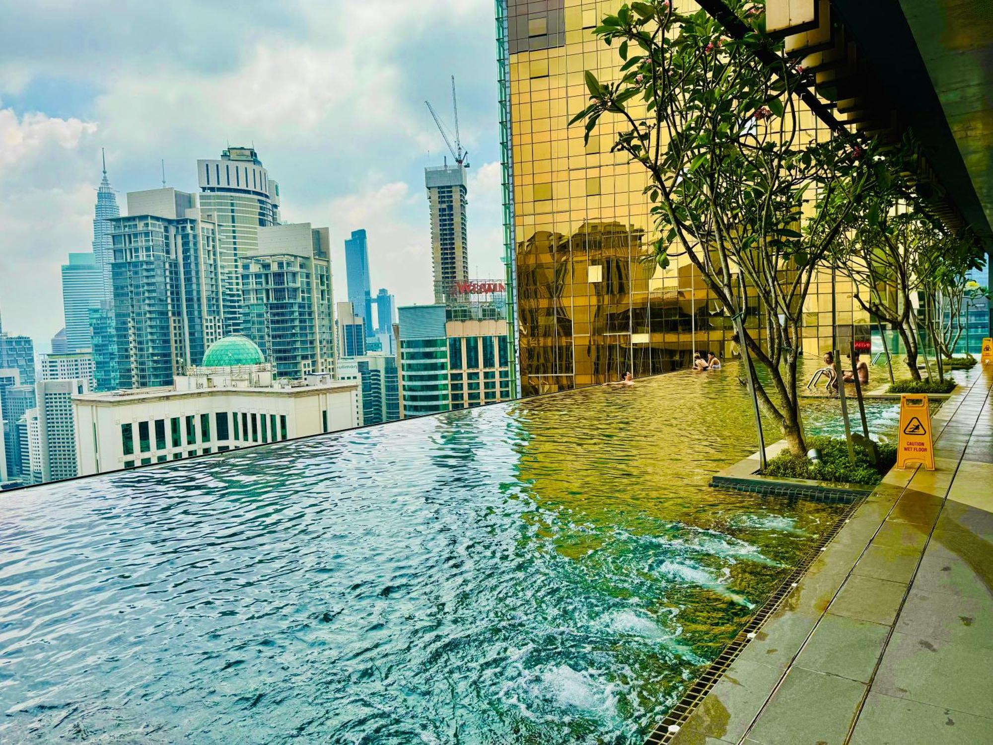 Axon Residences Luxurious By Pavilion * Kuala Lumpur