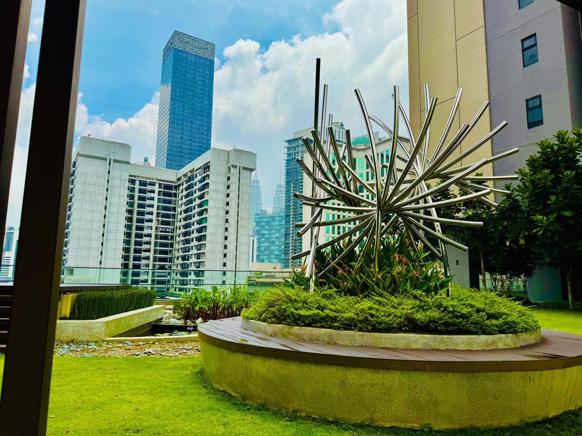 Axon Residences Luxurious By Pavilion * Kuala Lumpur